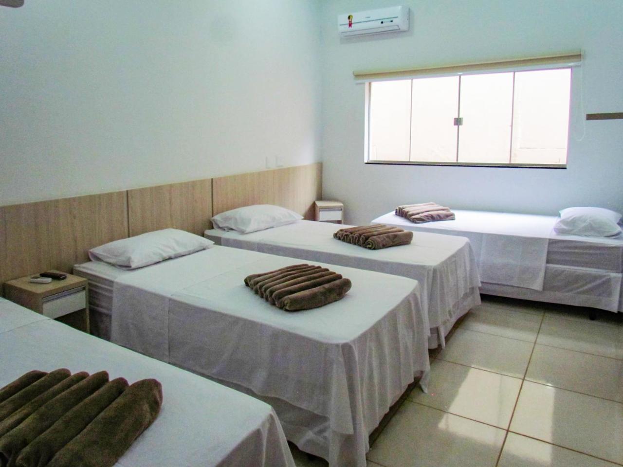 Hotel Oliveiras Trindade  Extérieur photo