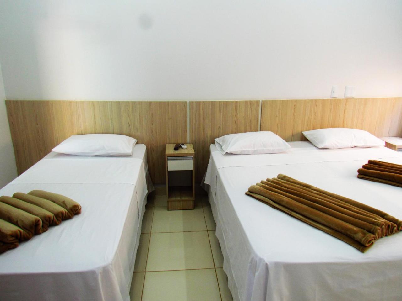 Hotel Oliveiras Trindade  Extérieur photo