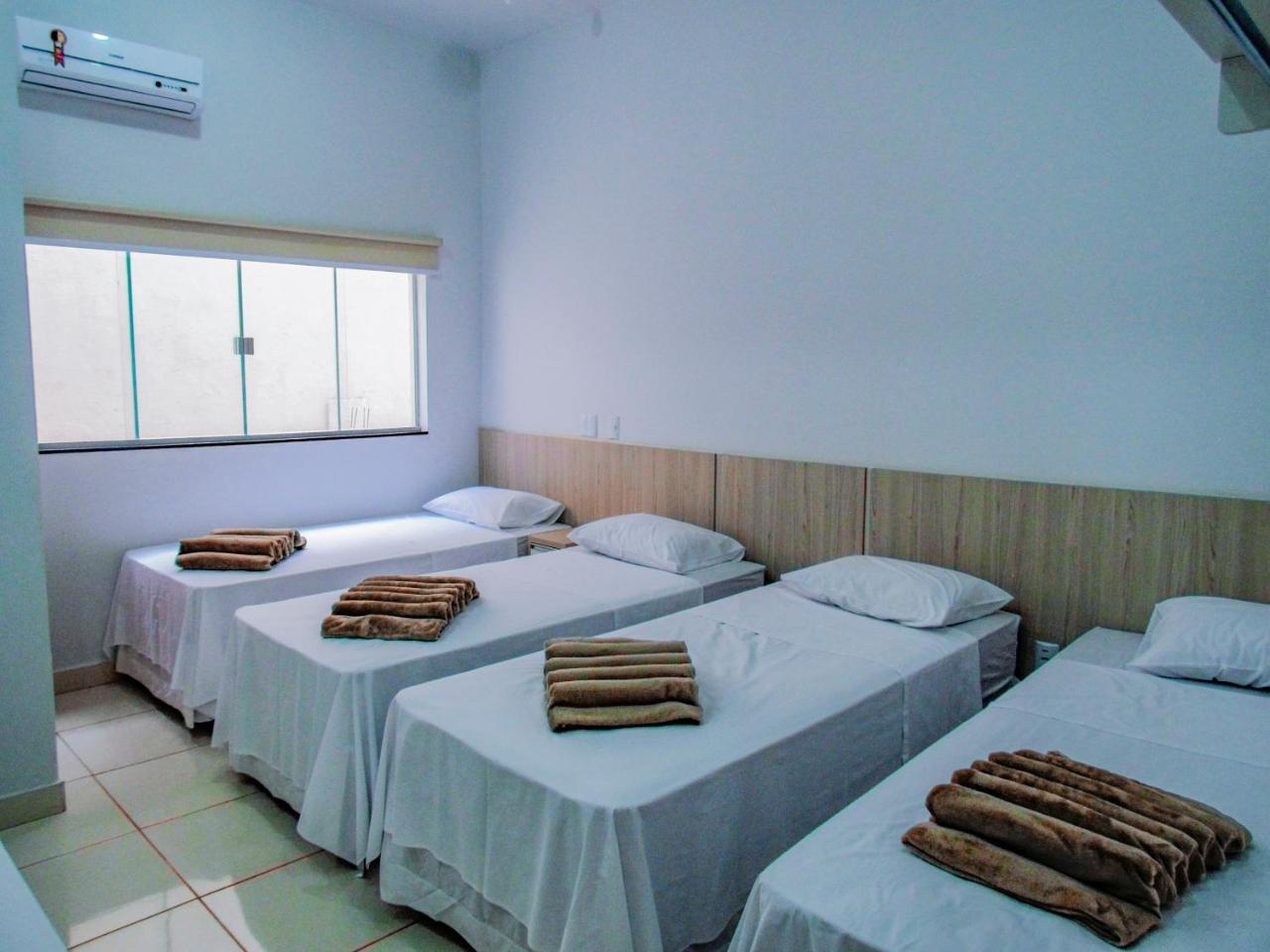 Hotel Oliveiras Trindade  Extérieur photo