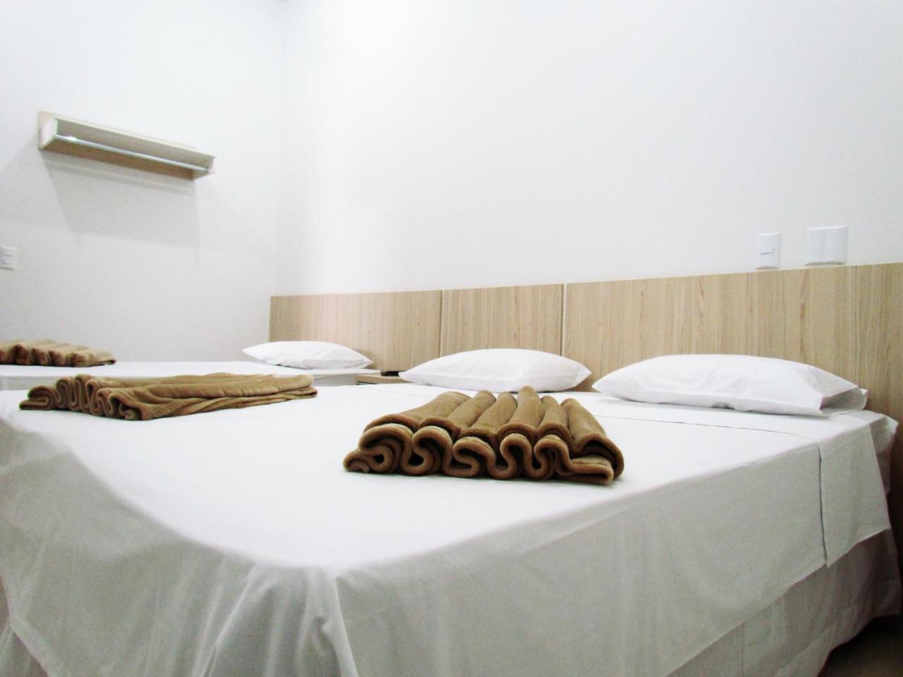 Hotel Oliveiras Trindade  Extérieur photo