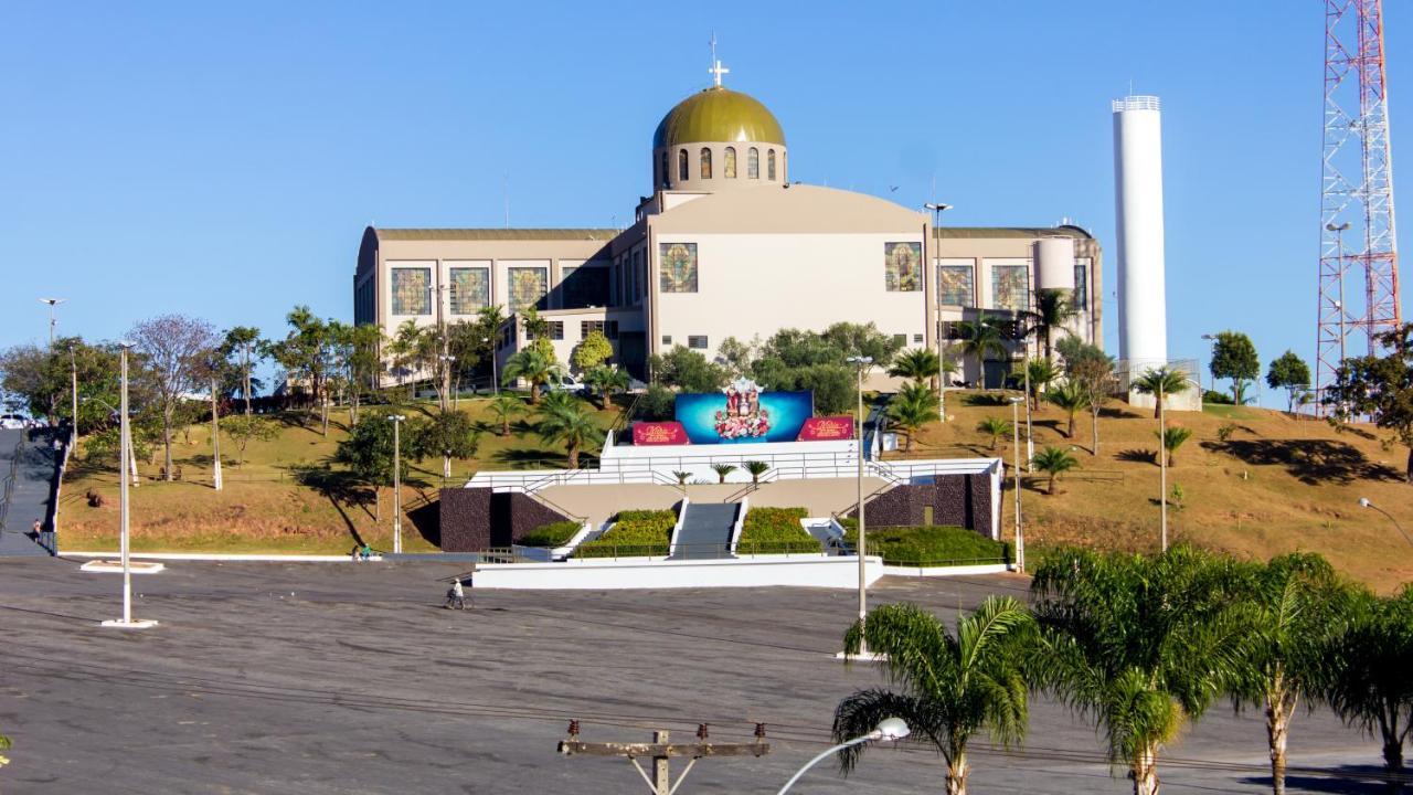 Hotel Oliveiras Trindade  Extérieur photo